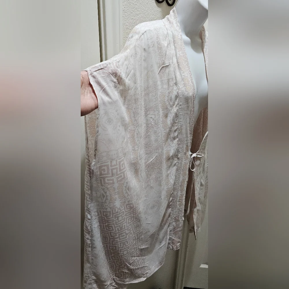 Victoria's Secret Light Pink Patterned Cover-Up Viscose One Size Fits All EUC - Picture 4 of 13